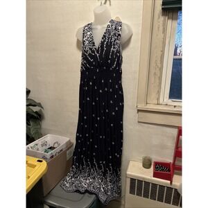 Seven Islands Women's Maxi Dress Size 3X Sleeveless Blue White Floral Beach